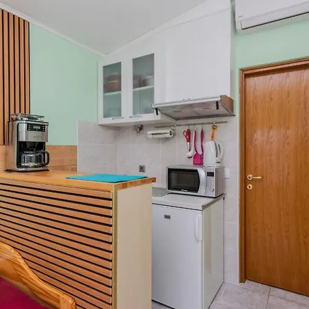 Jozef 1 By Interhome